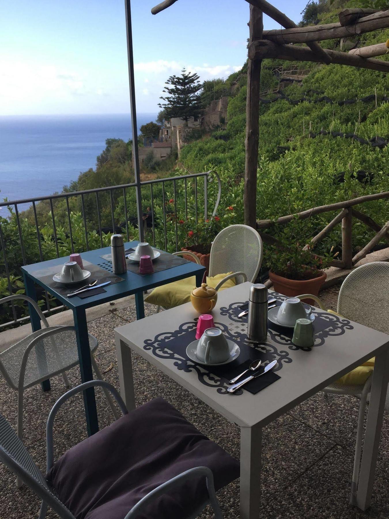 B&B I Limoni 라벨로 외부 사진